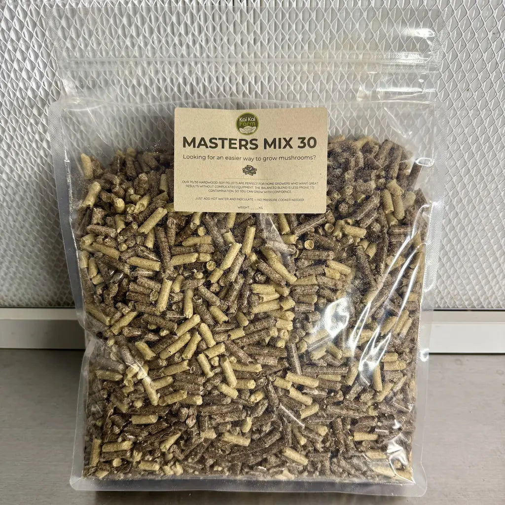 5KG bag of masters mix mushroom 30% soy hull substrate pellets ideal for hot water pasteurisation