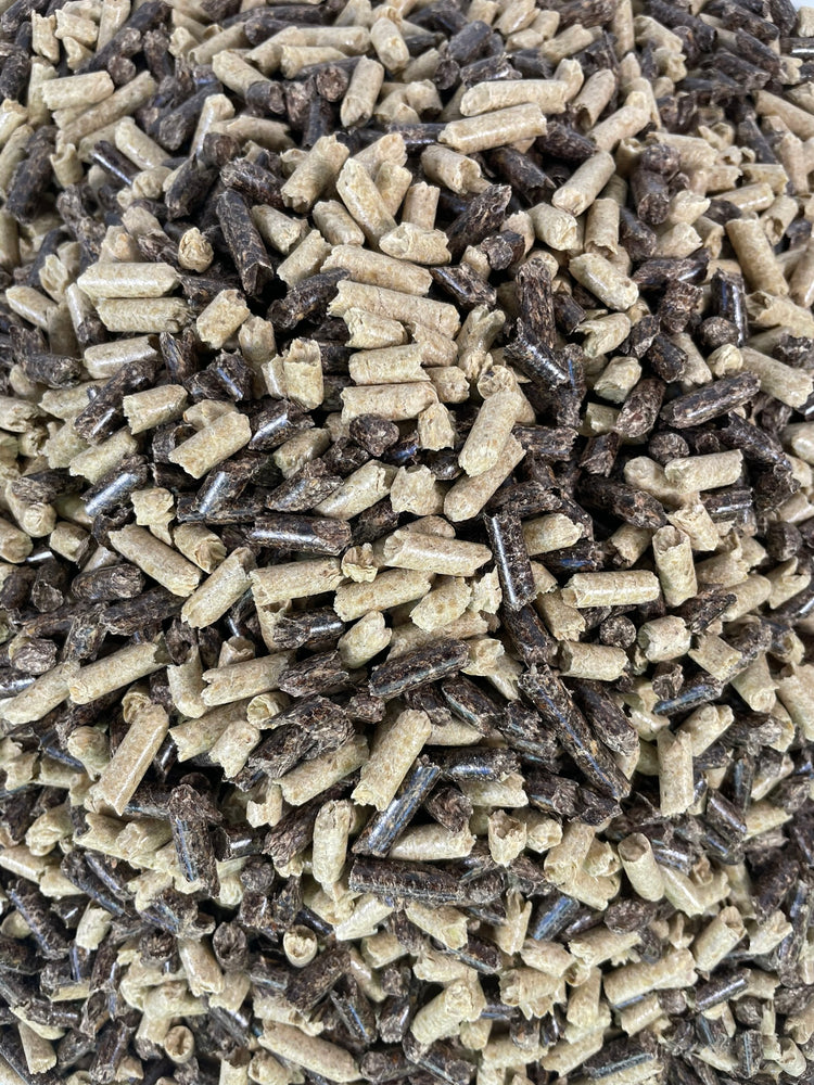 Close up image of Masters Mix substrate pellets